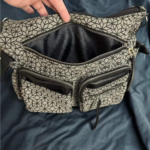 Geometric Black and White Women's Bag - Picture 5 of 5